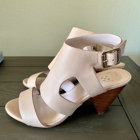 Vince Camuto Endell Sandal (Blush Pink) - Picture 4 of 5
